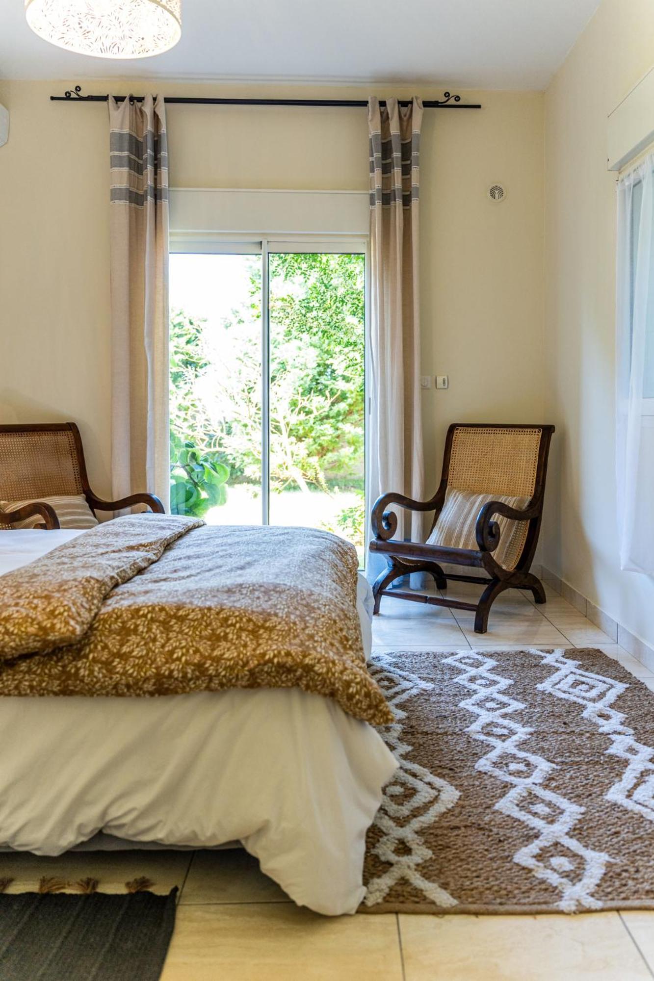 Villa Et Grand Jacuzzi Six Personnes, En Pleine Nature 圣若瑟 外观 照片