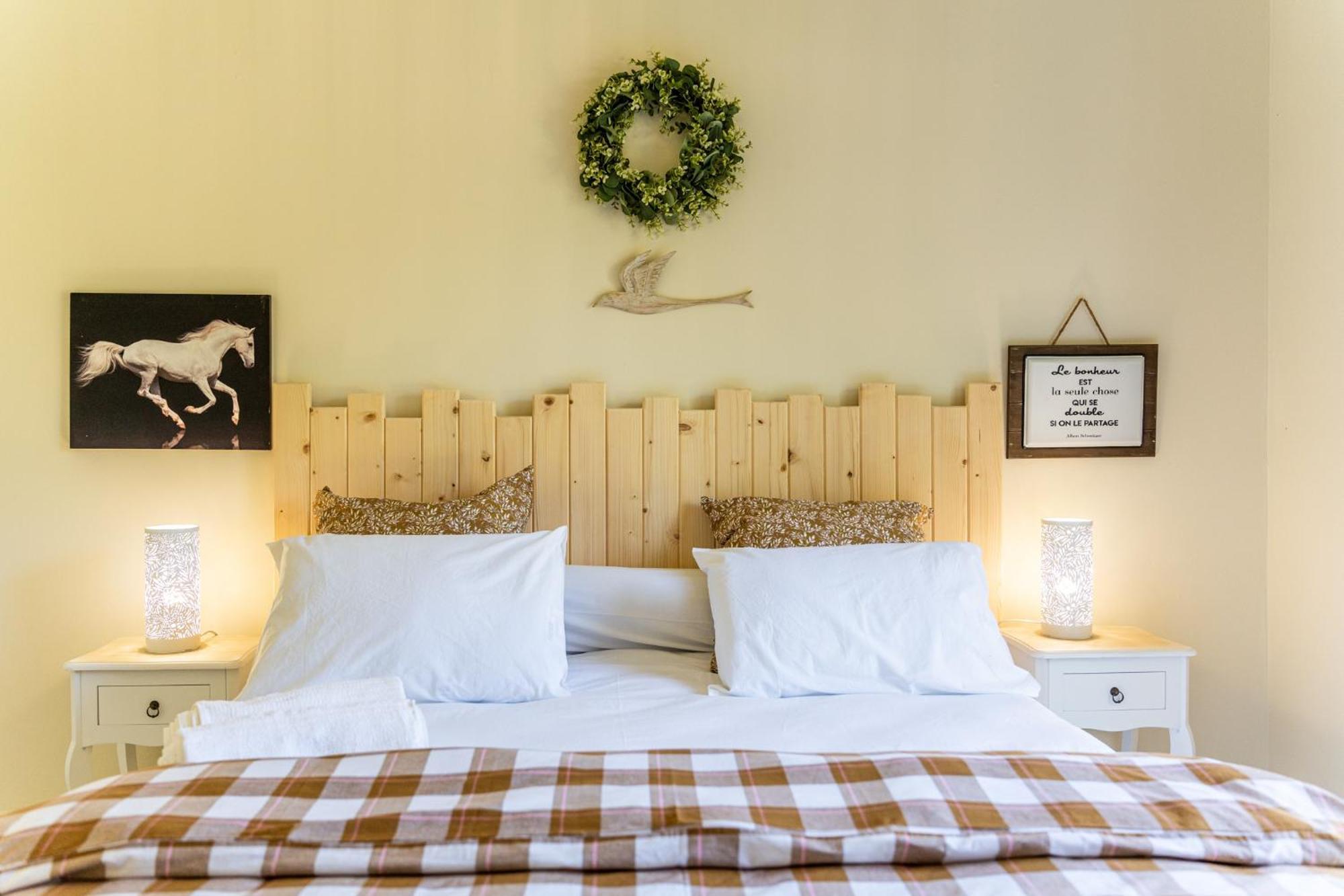 Villa Et Grand Jacuzzi Six Personnes, En Pleine Nature 圣若瑟 外观 照片