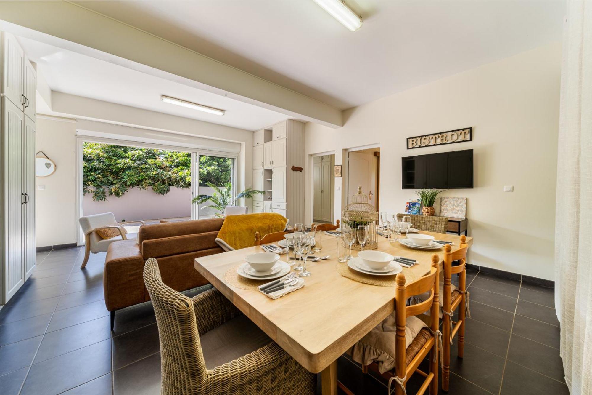 Villa Et Grand Jacuzzi Six Personnes, En Pleine Nature 圣若瑟 外观 照片
